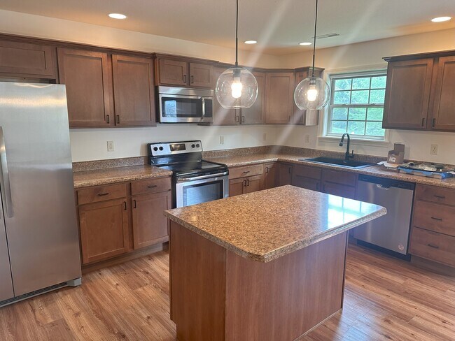 Foto del edificio - 5004 Whitefish Ct