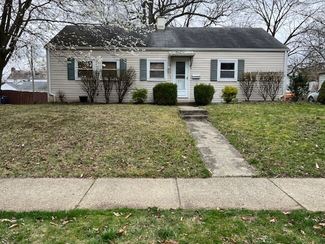 Building Photo - 2 bed 2 bath Single Family Home in Bexley w/ Bonus Rooms