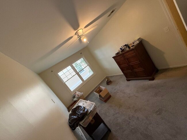 Building Photo - 346 Farmington Ln