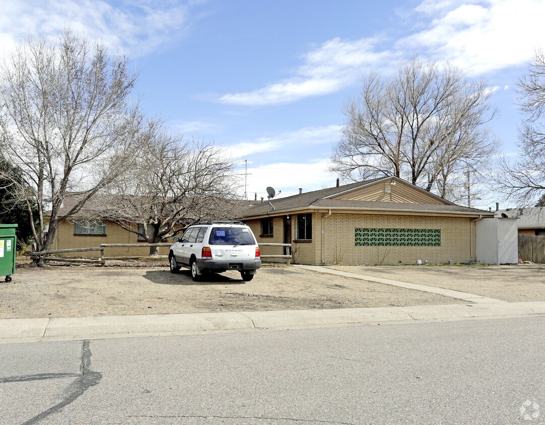 Foto principal - 710-720 Miller Ct