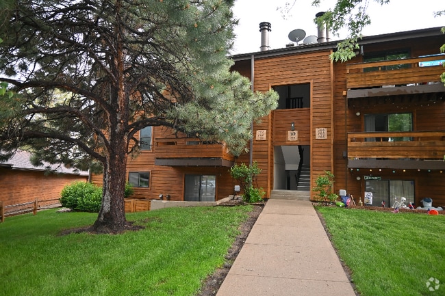 Building Photo - 337 Wright St