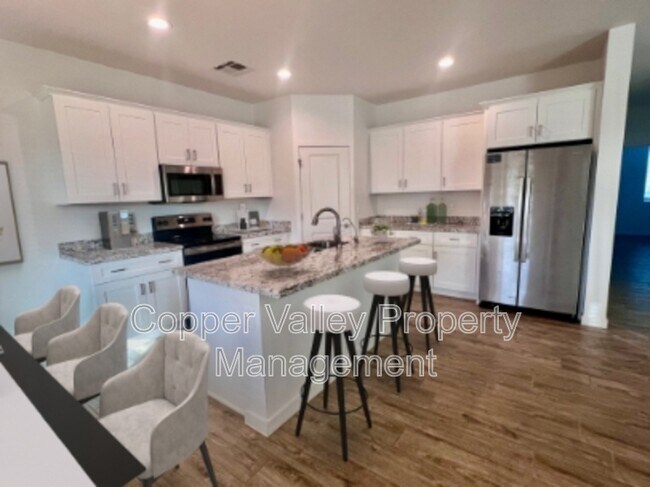 Foto del edificio - 20293 W Hazelwood St