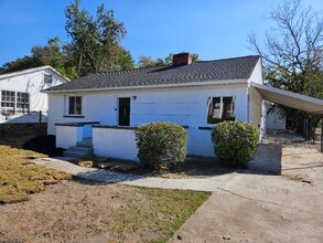 Building Photo - 2202 High St