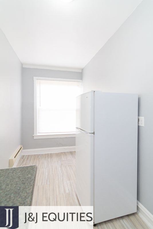 Foto del edificio - 3263 W Wrightwood Ave