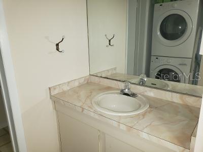 Building Photo - 580 Fairways Ln