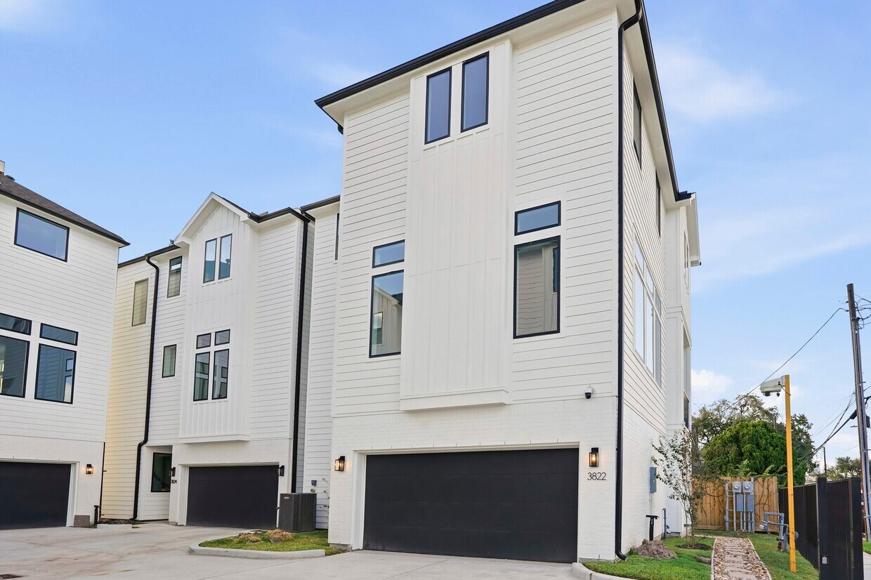 Foto principal - 3822 Wilmer St