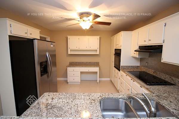 Foto del edificio - 4331 Alison Jane Dr NE