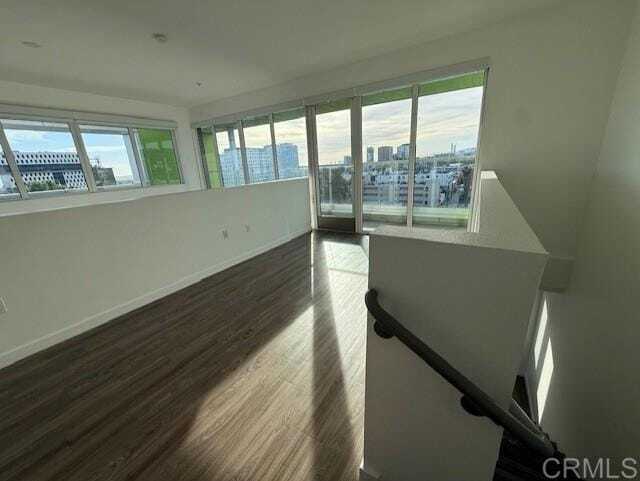 Building Photo - 5750 Hollywood Blvd