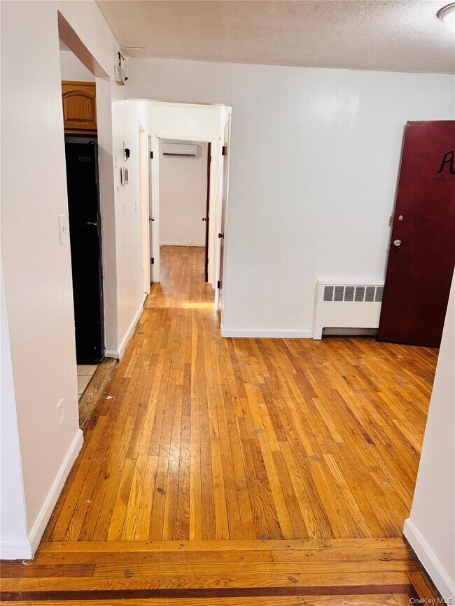 Foto del edificio - 4101 Barnes Ave