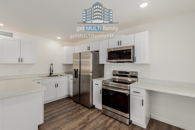 Photo - 700 W University Dr Apartment