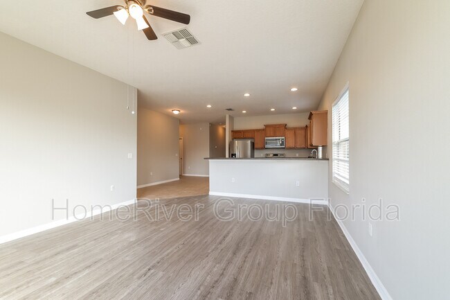 Building Photo - 324 Alegriano Ct