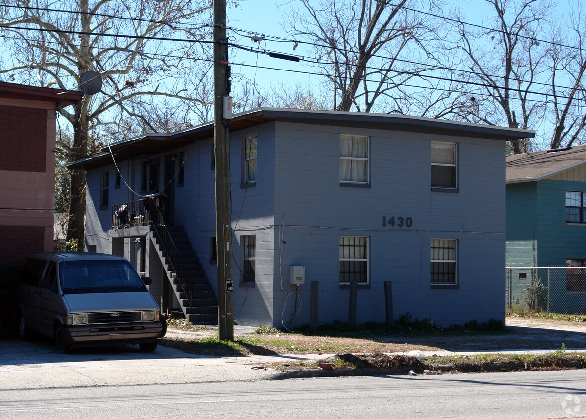 Building Photo - 1430 Golfair Blvd