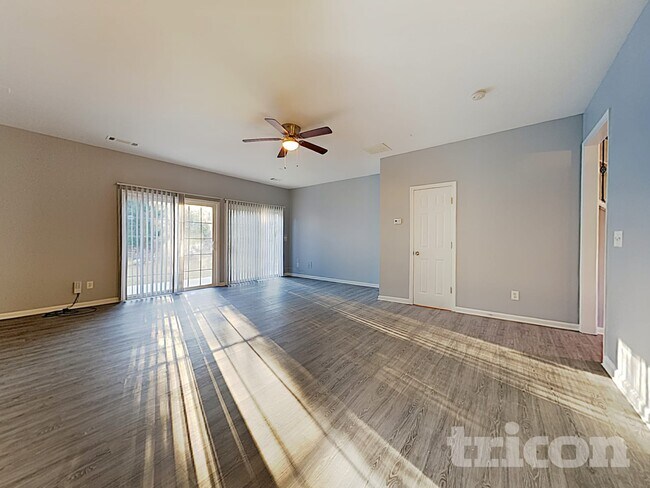 Foto del edificio - 3038 Deerborne Ct