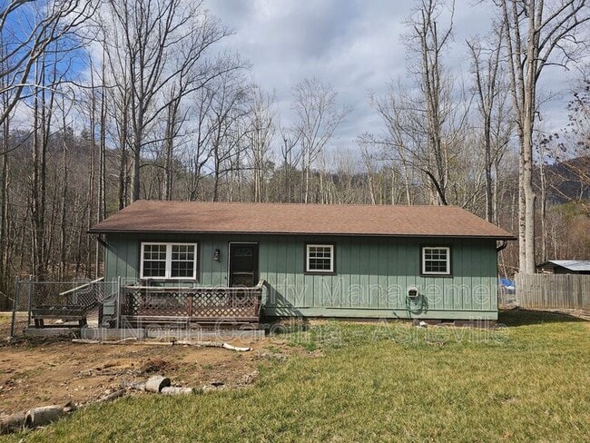 Building Photo - 850 Bee Tree Rd