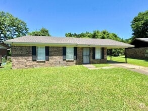 Building Photo - 3720 S Ridge Ave