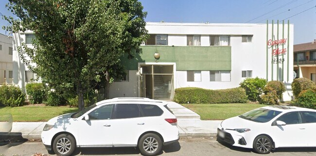 Foto del edificio - 12345 Oxnard St