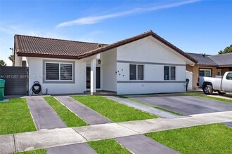 Building Photo - 15962 SW 138th Ct