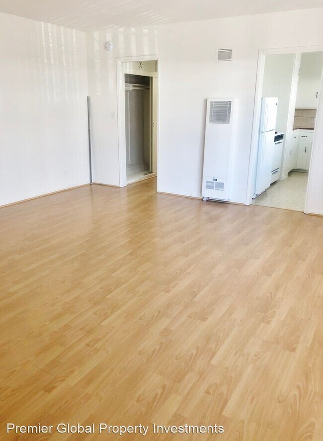 Foto del edificio - 1042-1044 N Stanley Ave