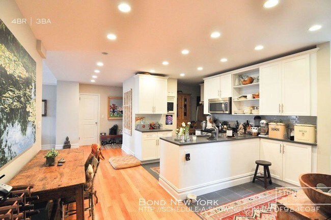 Building Photo - 4 bedroom in New York NY 10003