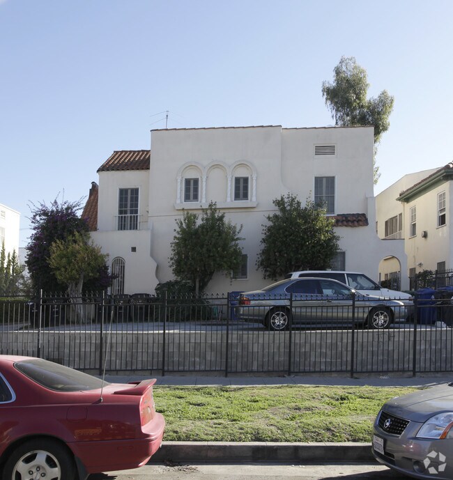 Foto del edificio - 188-202 S Catalina St