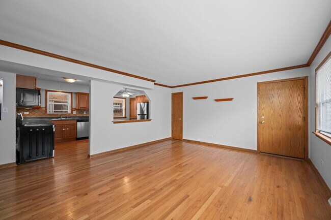 Foto del edificio - 8610 W Summerdale Ave