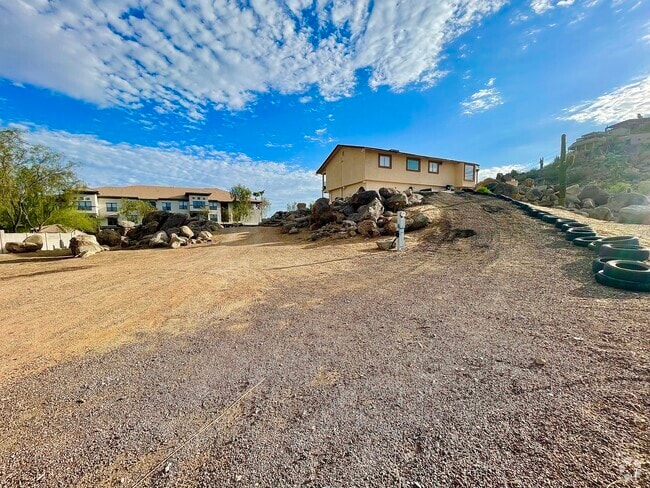 Building Photo - 19819 N Cave Creek Rd