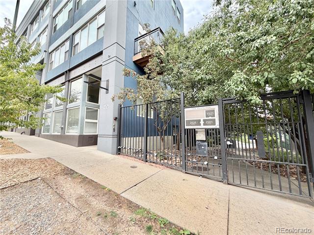 Foto del edificio - 2525 15th St