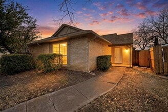 Building Photo - 4629 Chapman St