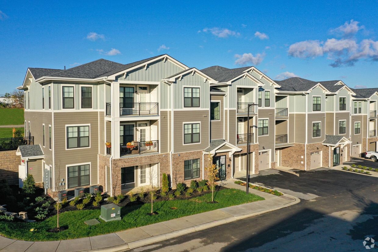 1411 Tucker Station Rd, Louisville, KY 40299