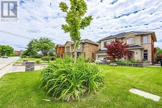 Building Photo - 33 St Andrews Blvd