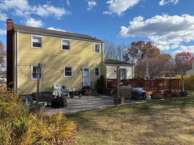 Building Photo - 366 Kensington Rd