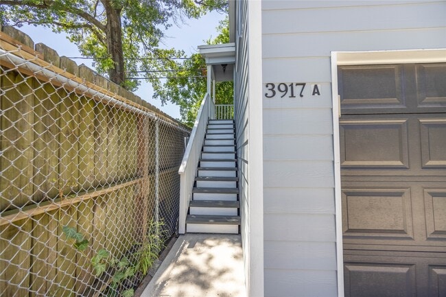 Building Photo - 3917 Billingsley St