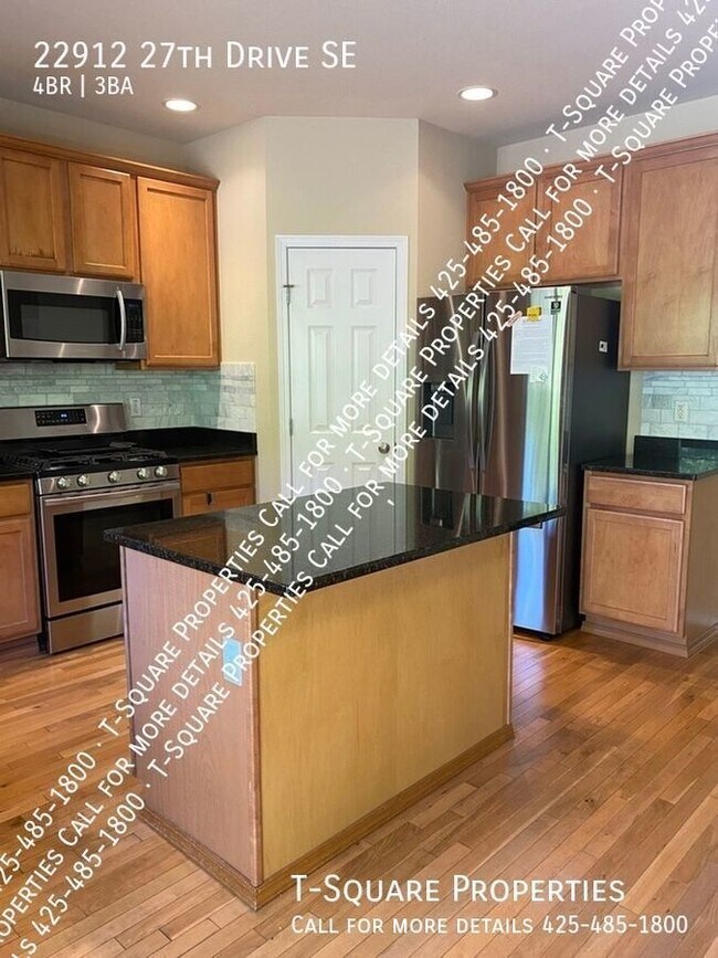 Building Photo - PRICE DROP!!!! 4 Bedroom 2.5 bathroom - CA...