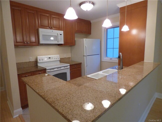 Foto del edificio - 2 Homestead Ln