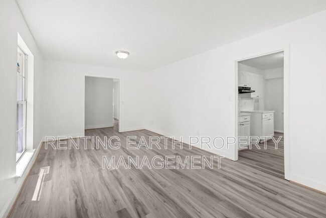 Building Photo - 600 Westwood Ave