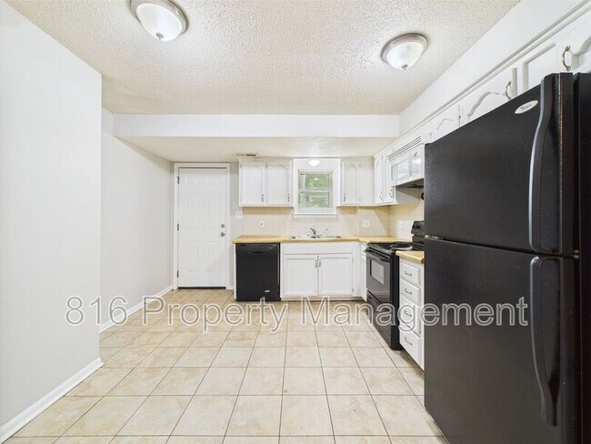 Foto del edificio - 1229 W Hayward Ave