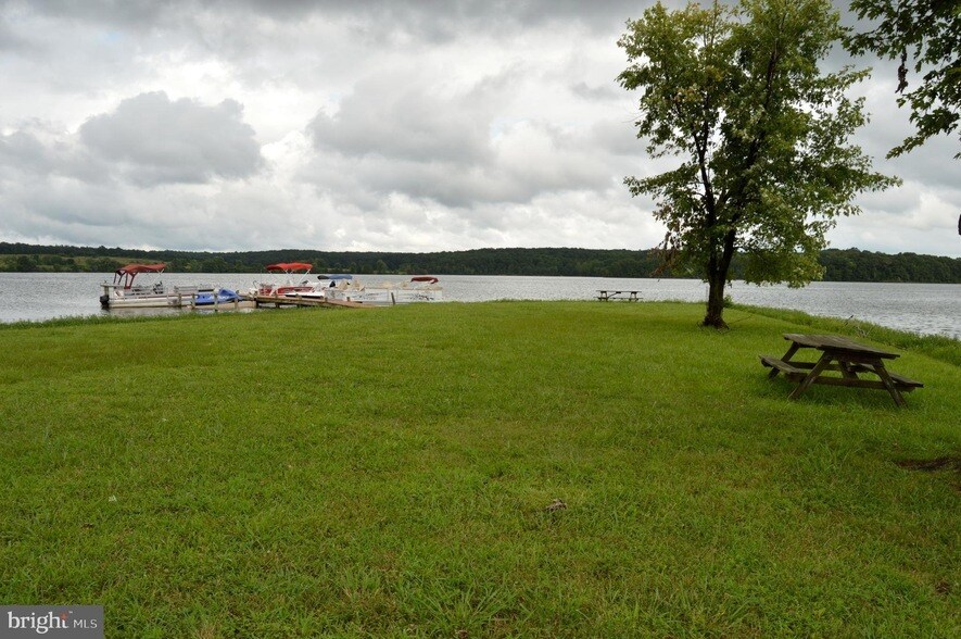 Foto del edificio - 6009 Noranda Dr