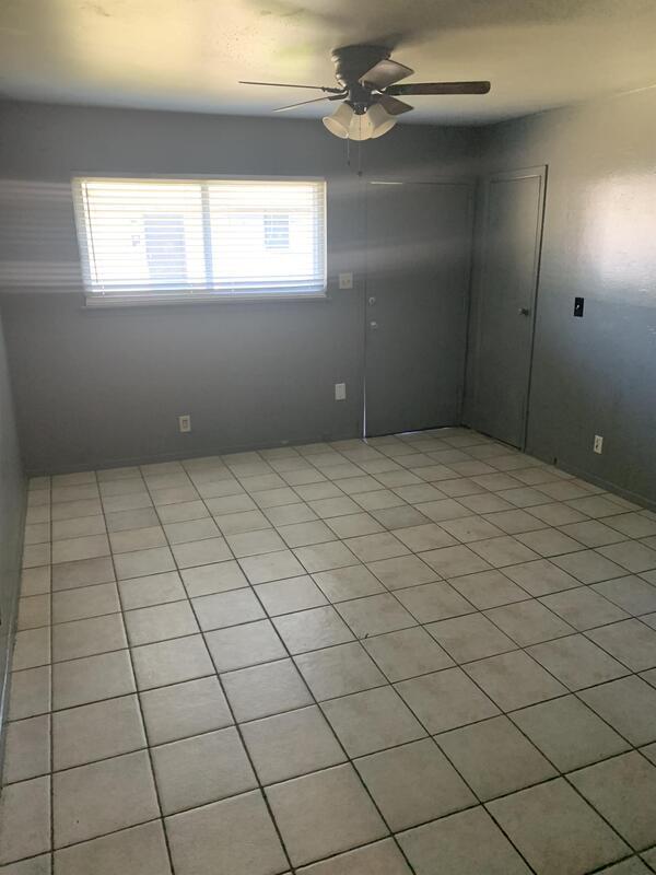 Foto del edificio - 1056 N Irvington Ave