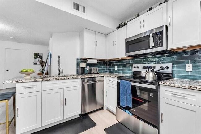 Foto del edificio - 8721 Wiles Rd
