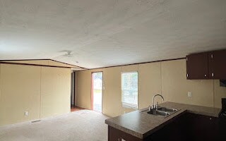 Building Photo - 1022 Linda Ln