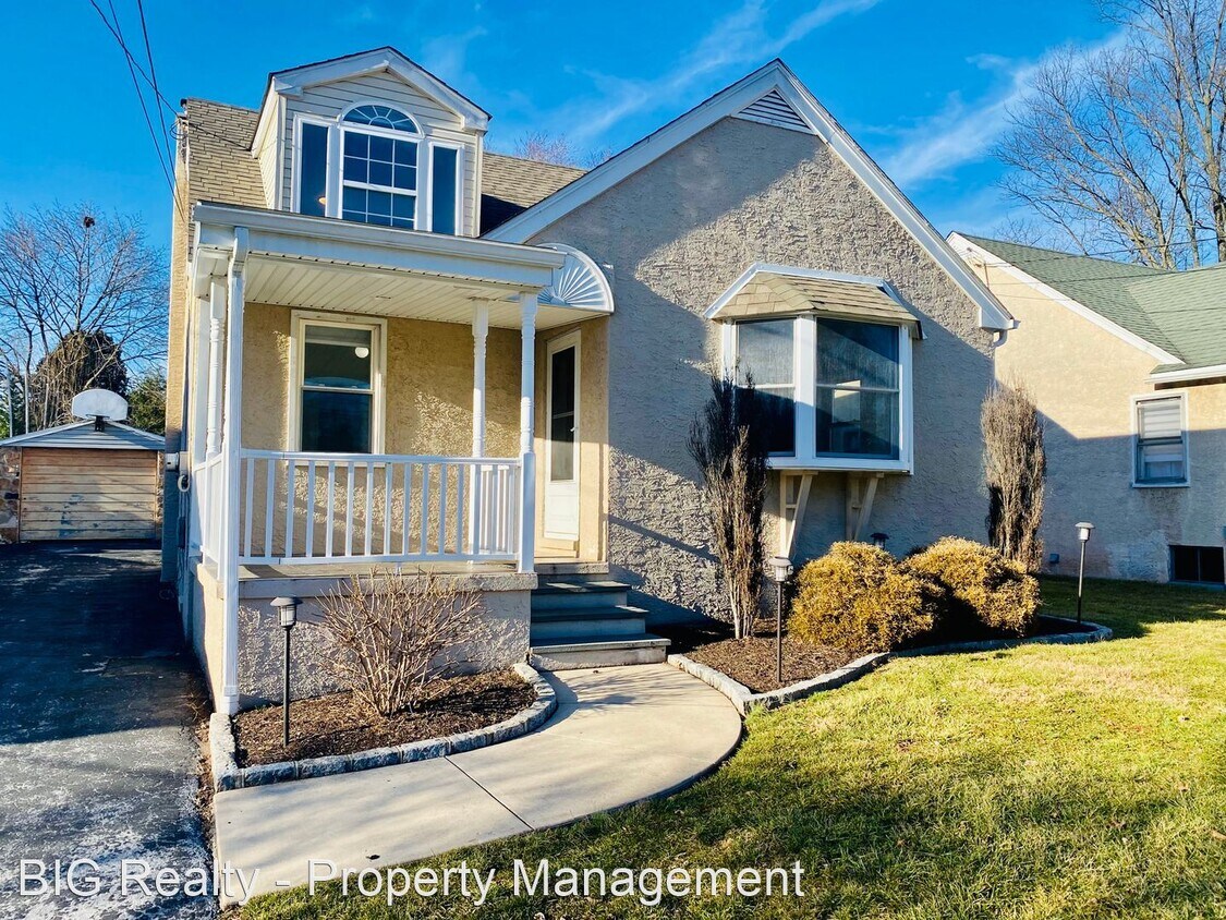 311 Union St, Royersford, PA 19468 House Rental in Royersford, PA