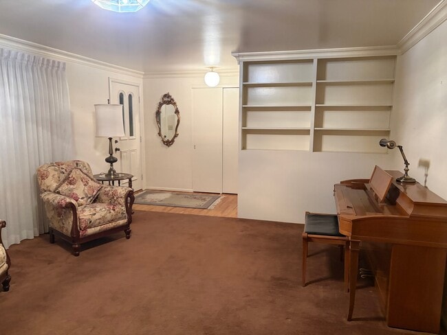 Photo - 6415 S 850 E St (Murray, UT) House