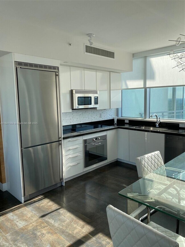 Foto del edificio - 92 SW 3rd St