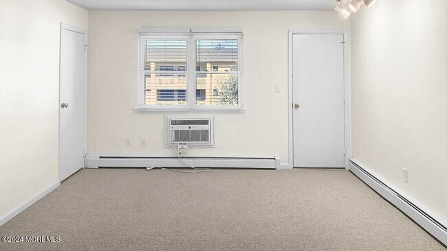 Building Photo - 138 Wharfside Dr