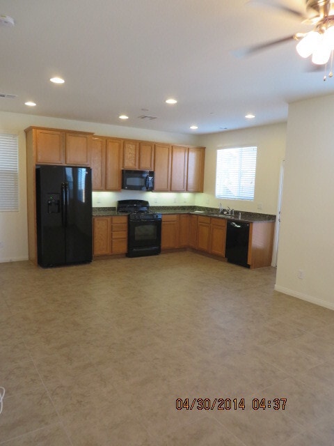 Building Photo - 3 Bedroom, 2.5 Bath Two Story Home Located...