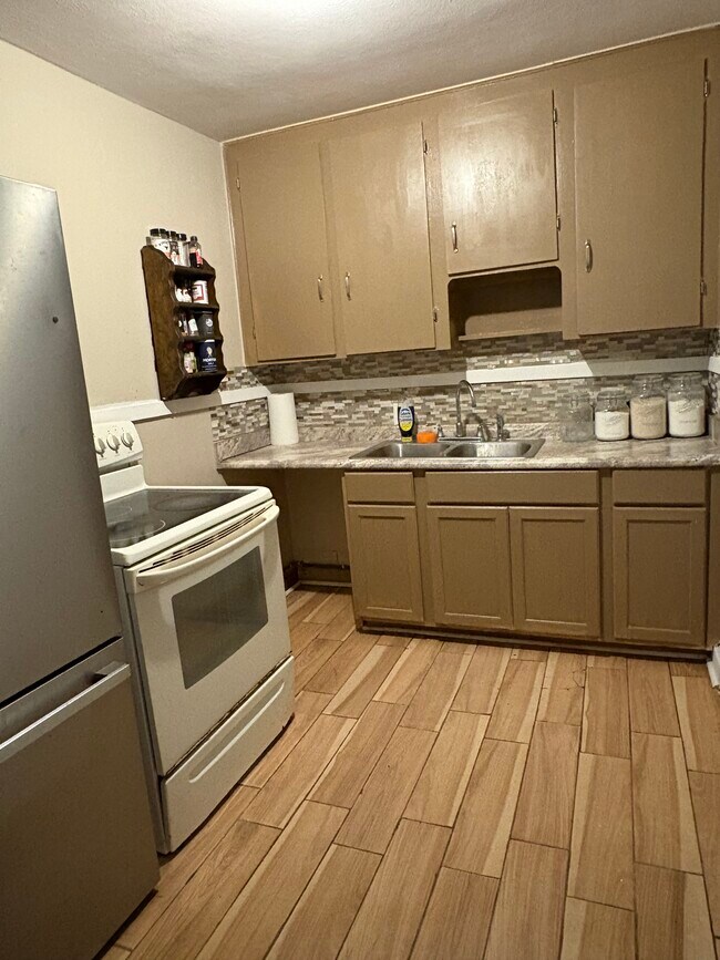 Foto del edificio - 511 Avondale Ct