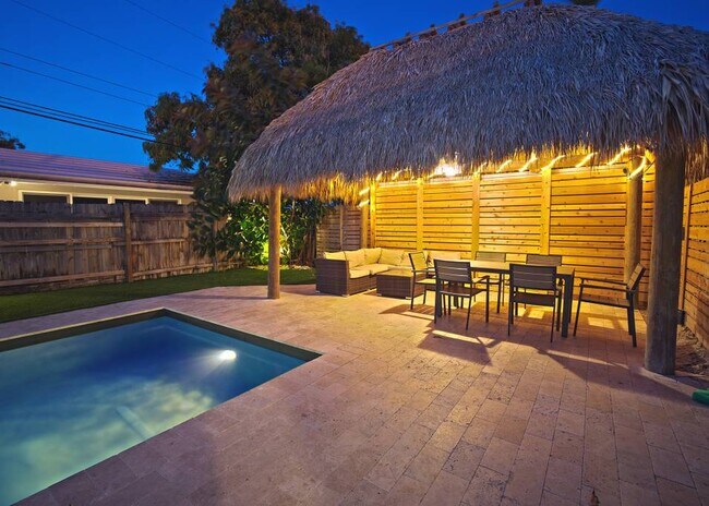 Foto del edificio - 2749 NE 32nd St