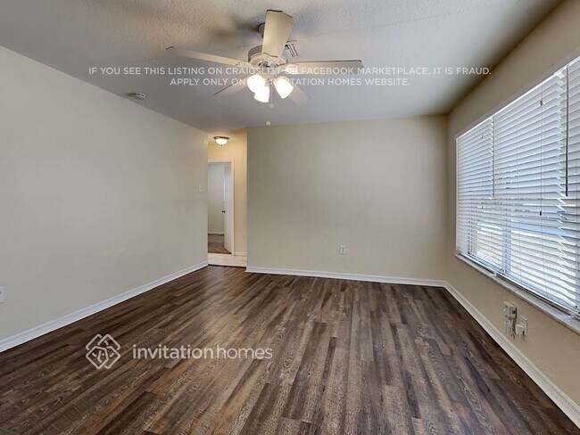 Foto del edificio - 6561 Thomas St