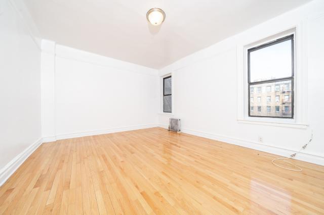 Foto del edificio - 1 bedroom in NEW YORK NY 10040