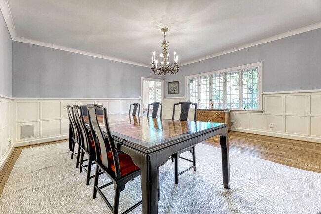 Foto del edificio - 280 Greenway Rd